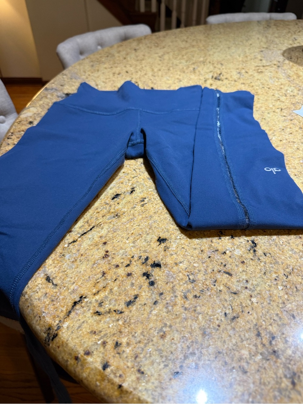 ALO Leggings